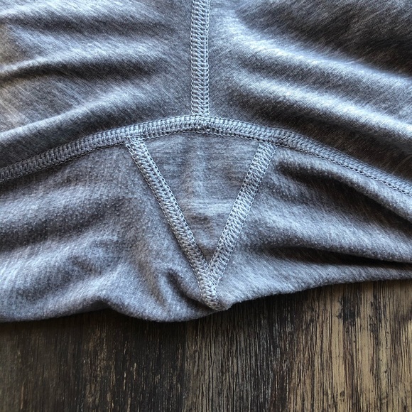 Lululemon Wunder Under Gray Crop leggings - Picture 4 of 6